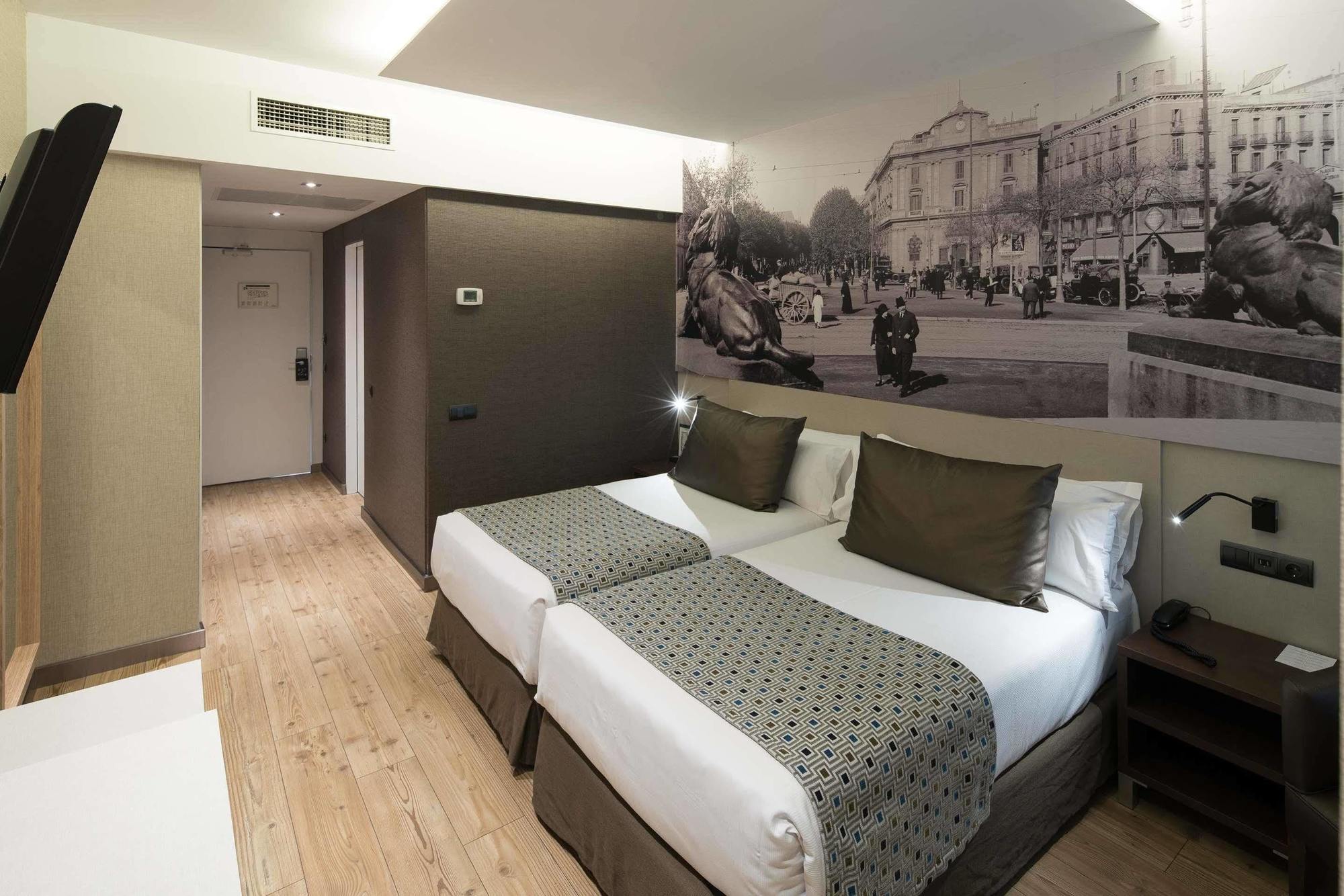 Catalonia Born Hotel 4*